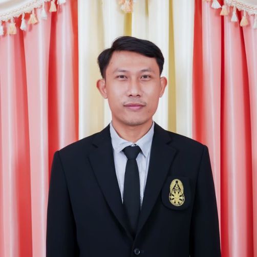 นายพิพากษา สุทธินา